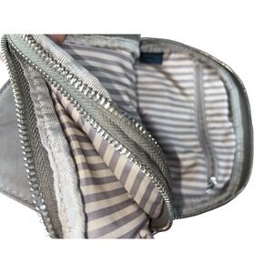 Great Sasha + Sofi Crossbody Bag grey.  Very soft  4 zippered pockets  no Strap